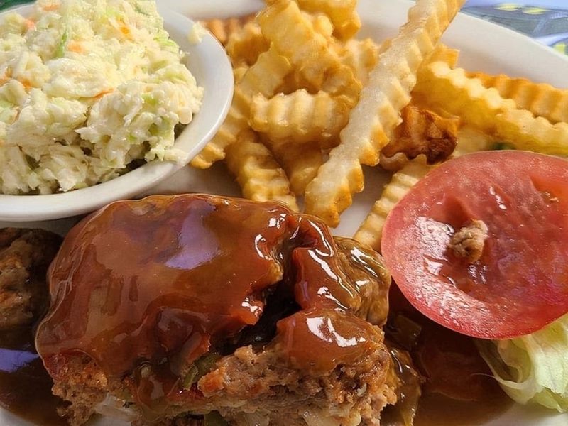 Dutchers Diner food